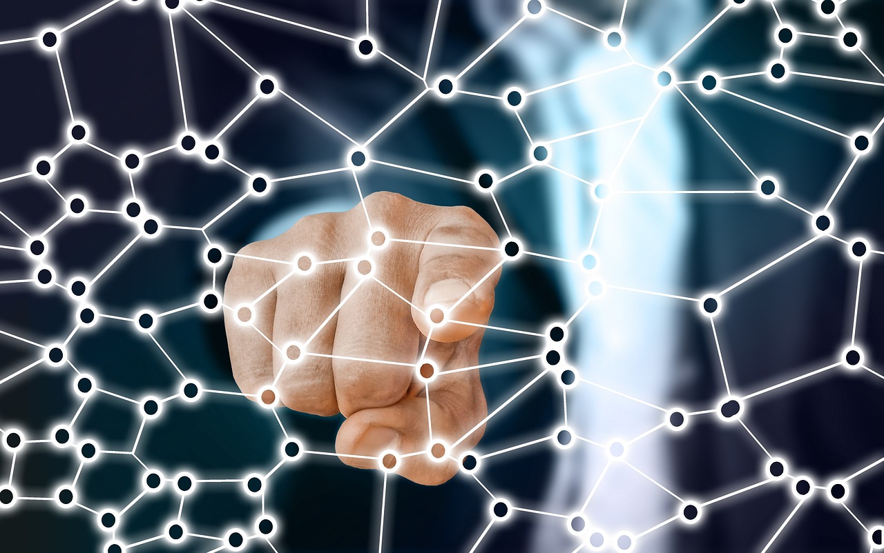 电视发射塔技术、应用与发展概述